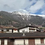 Gio Daire